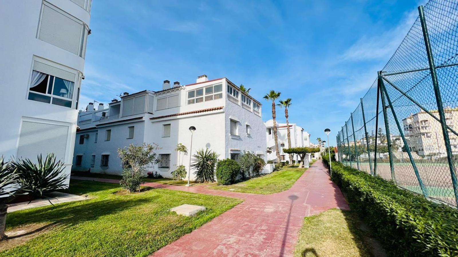 Apartamento Laguna Beach At Home トロクス・コスタ エクステリア 写真