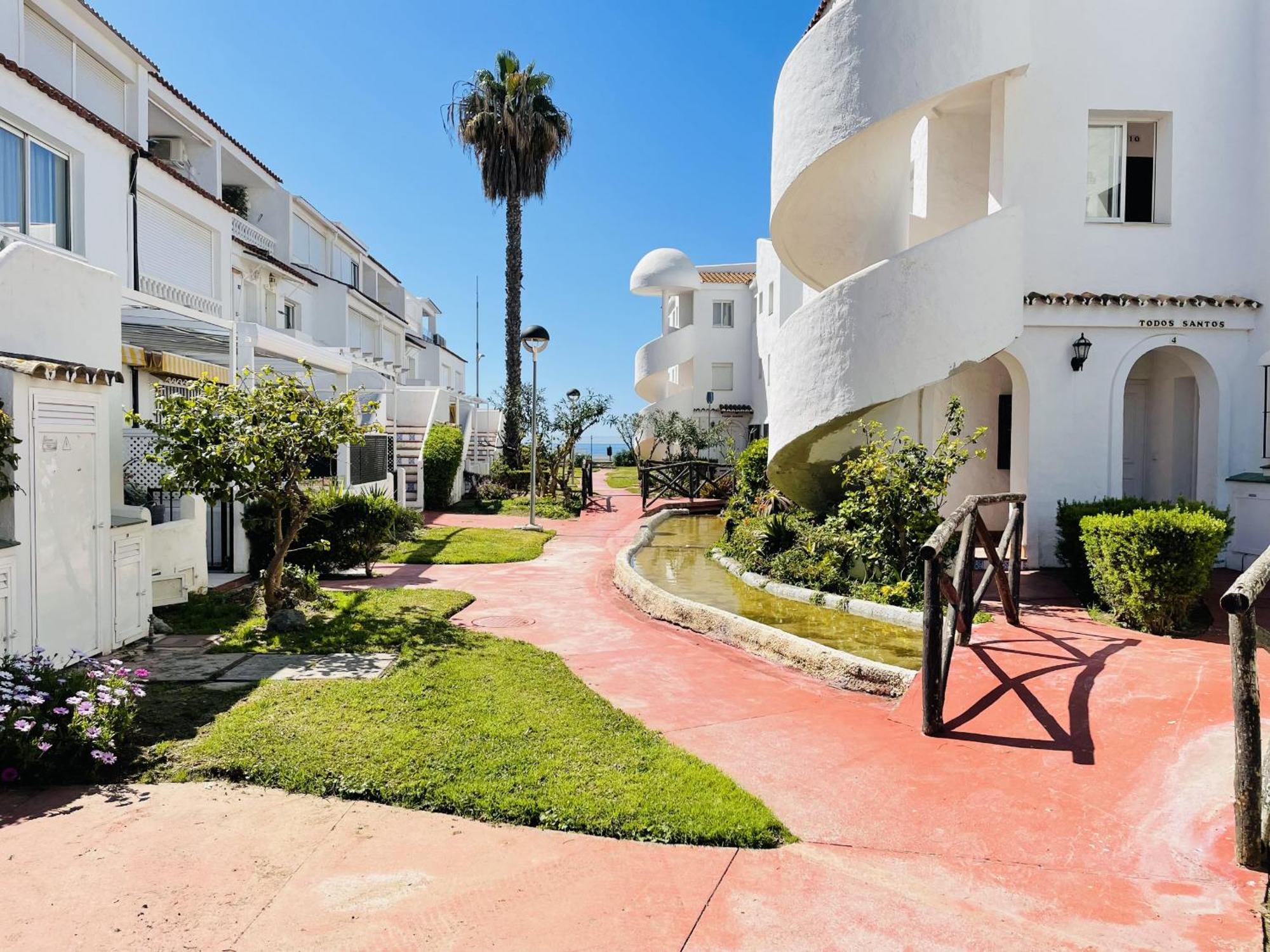 Apartamento Laguna Beach At Home トロクス・コスタ エクステリア 写真